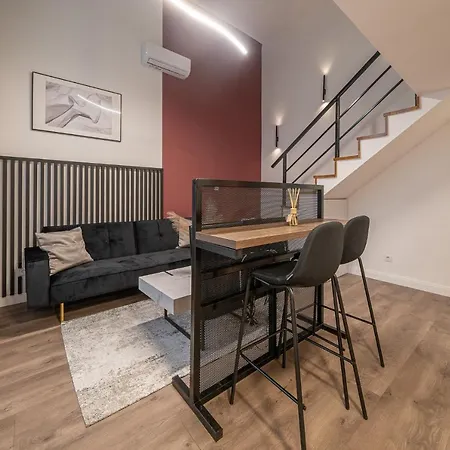 D37 - Dohany Street Urban - Location By Bqa Apartment
