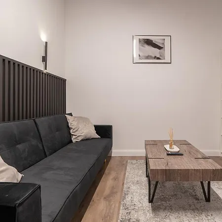 D37 - Dohany Street Urban - Location By Bqa * Budapest