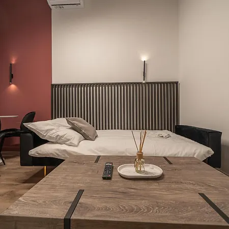 D37 - Dohany Street Urban - Location By Bqa Apartment *