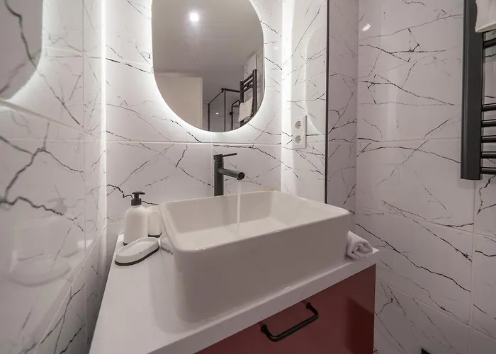 D37 - Dohany Street Urban - Location By Bqa